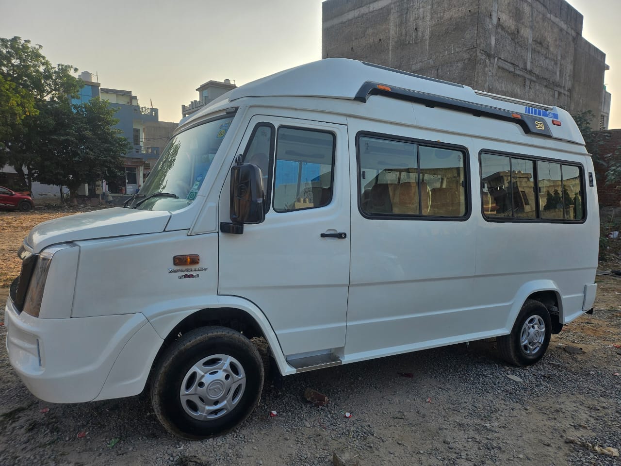 Tempo Traveller 16 Seater Side View